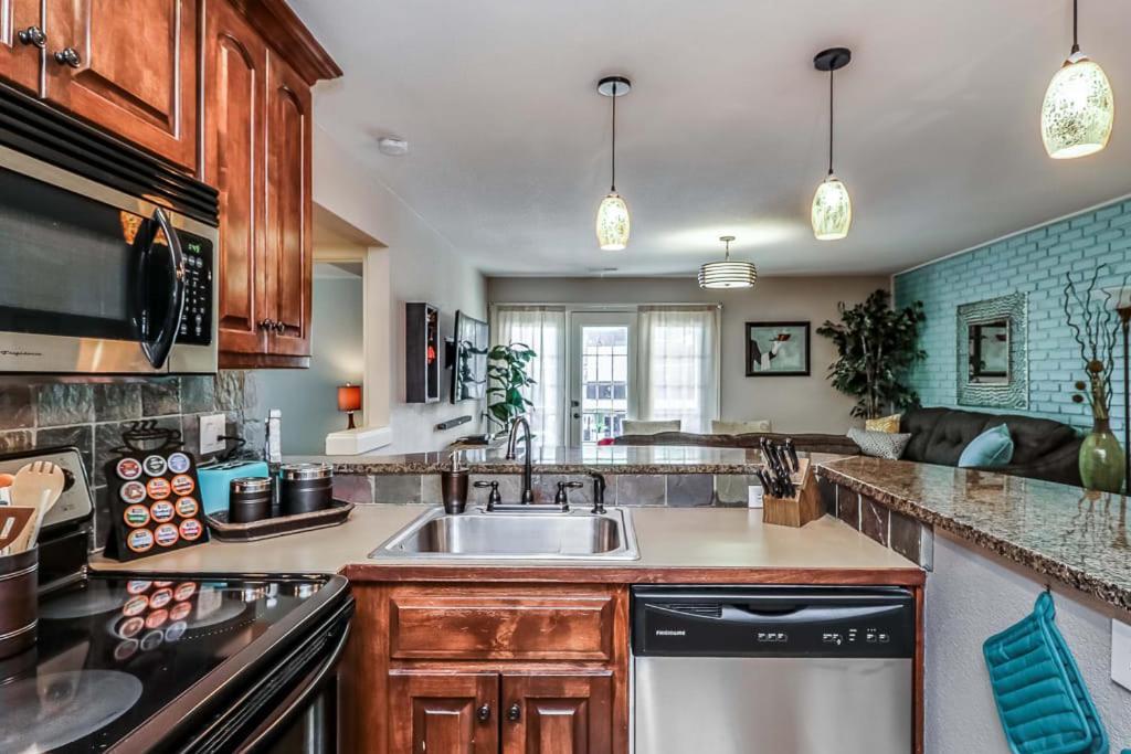 Amazing Locale 2Kingbr 1Bth Villa Kansas City Kültér fotó
